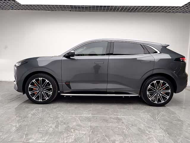 Фото 8 - Changan UNI-K Hybrid