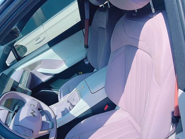 Фото 9 - Nio Onvo L60