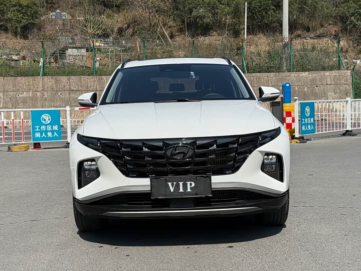 Фото 3 - Hyundai Tucson L