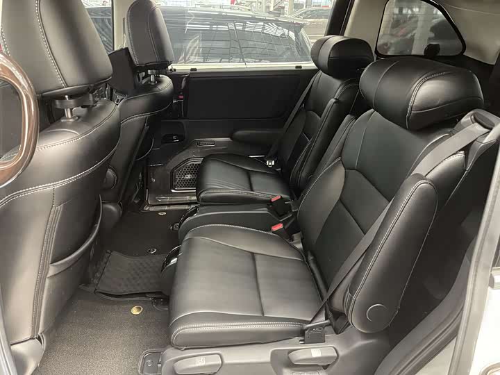 Фото 5 - Honda Odyssey