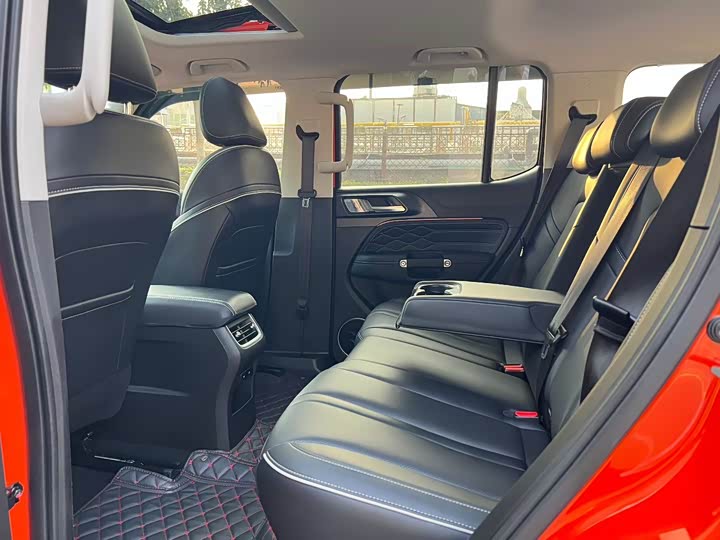 Фото 9 - Tank 300