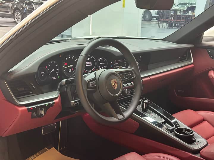 Фото 7 - Porsche 911