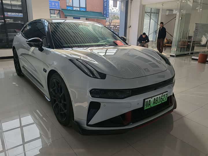 Фото 1 - Zeekr 001 FR