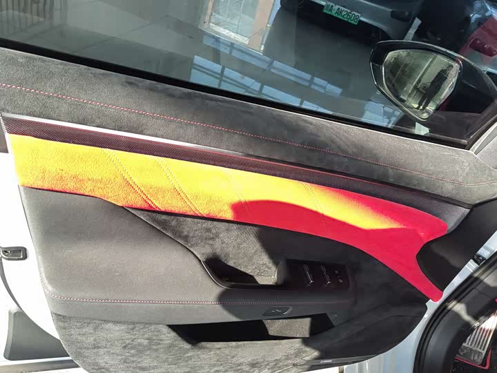 Фото 4 - Zeekr 001 FR