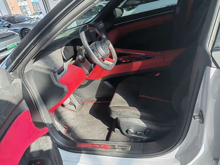 Фото 5 - Zeekr 001 FR