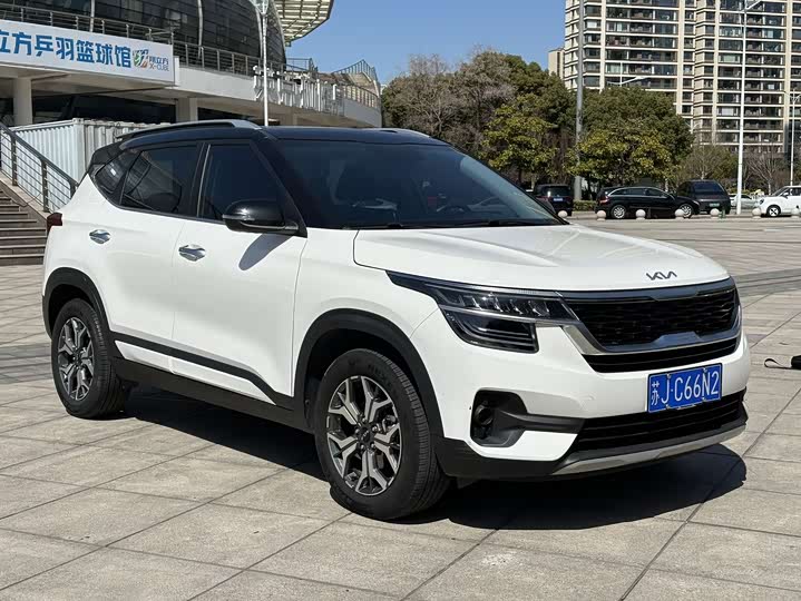 Фото 2 - Kia KX3