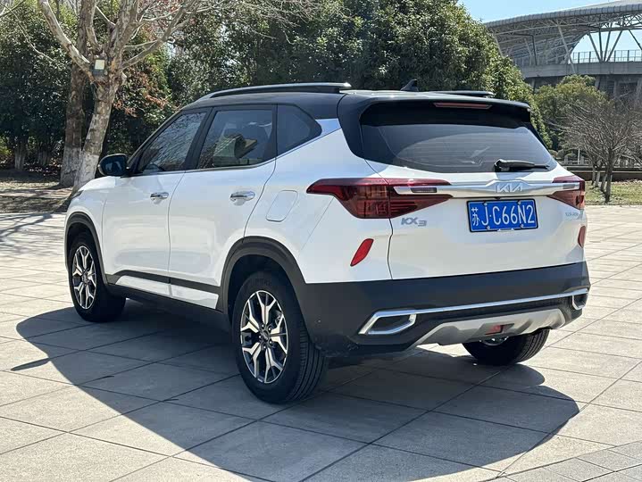 Фото 5 - Kia KX3