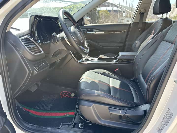 Фото 9 - Kia KX3