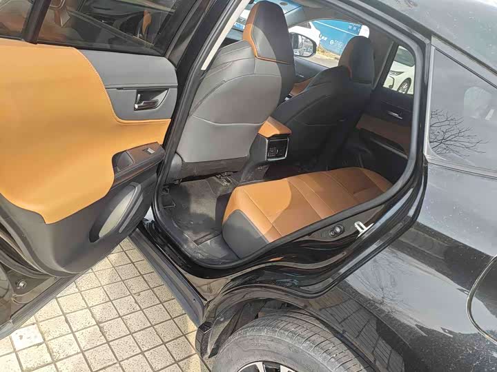 Фото 7 - Toyota Venza