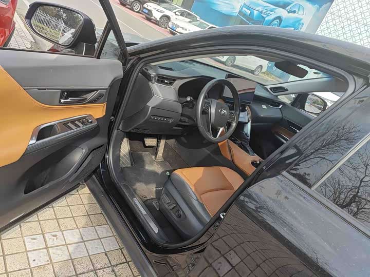 Фото 8 - Toyota Venza