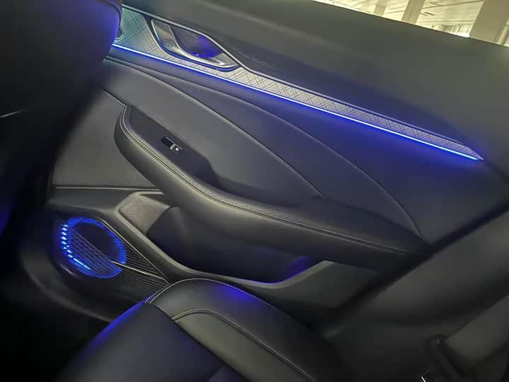 Photo 6 - Geely Preface