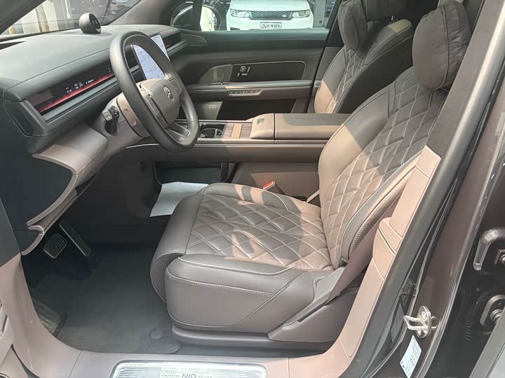 Фото 7 - Nio ES8
