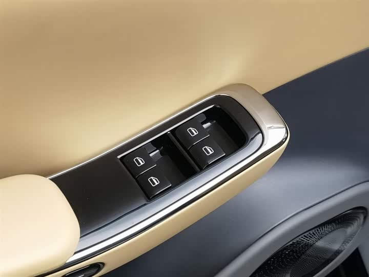 Фото 9 - Leapmotor C01