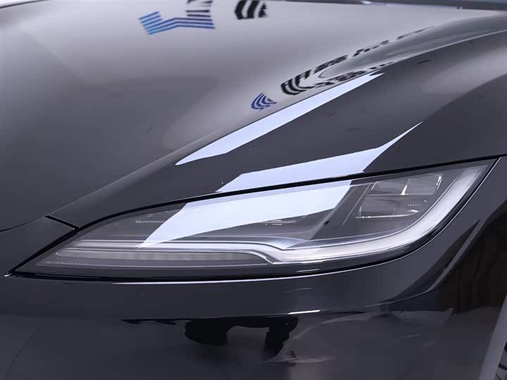 Photo 4 - Tesla Model 3