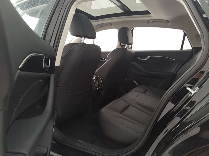 Photo 6 - Bestune B70