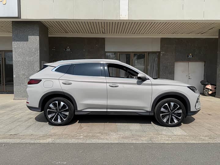 Фото 5 - BYD Song Plus Hybrid/EV