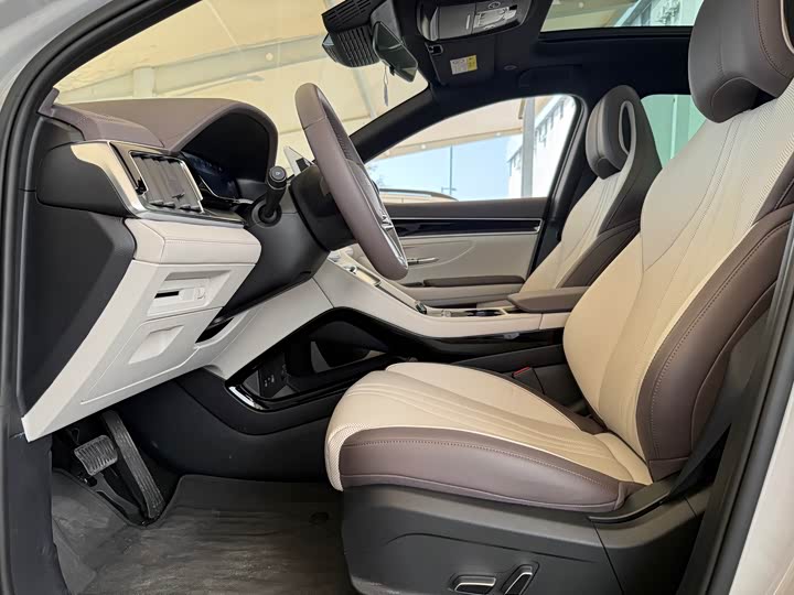 Фото 8 - BYD Song Plus Hybrid/EV