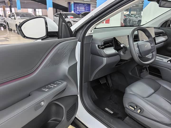 Фото 9 - XPeng G6