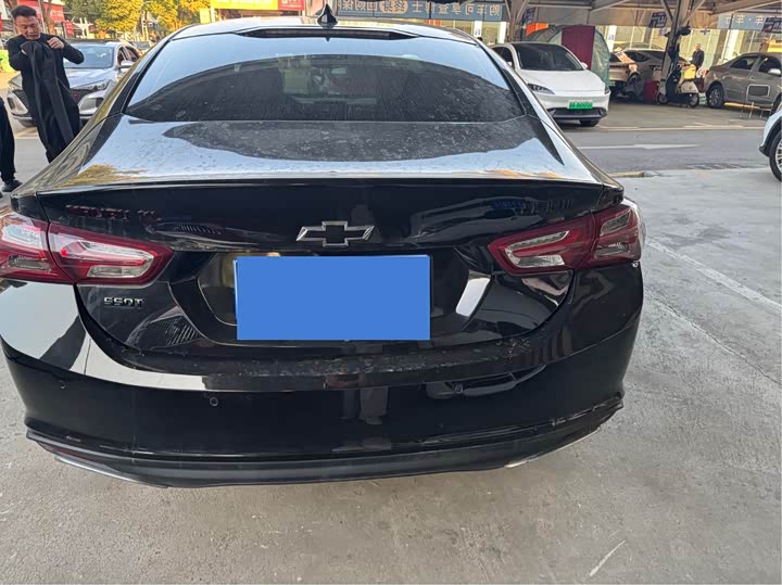 Фото 8 - Chevrolet Malibu XL