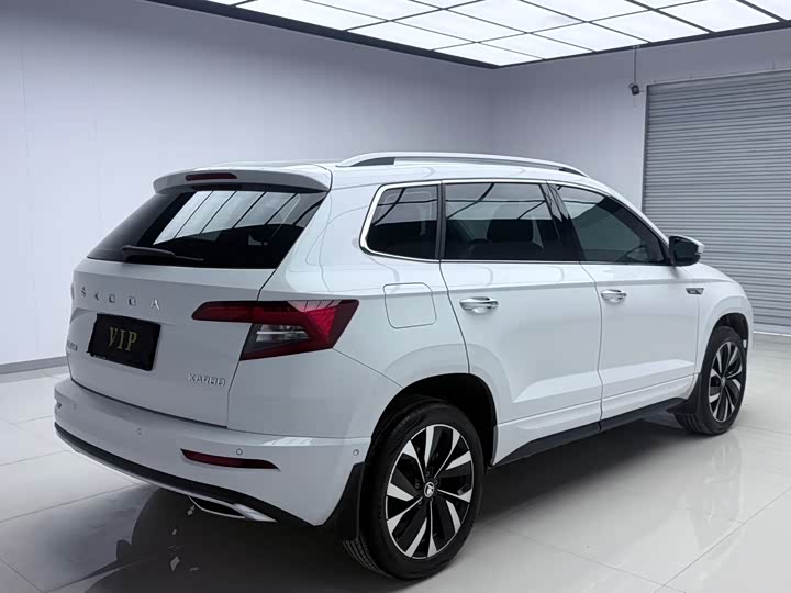 Фото 4 - Skoda Karoq