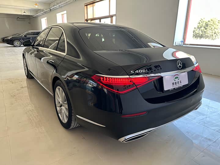 Фото 5 - Mercedes-Benz S-Class