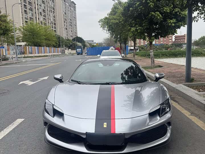 Фото 1 - Ferrari 296