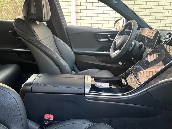 Фото 9 - Mercedes-Benz C-Class