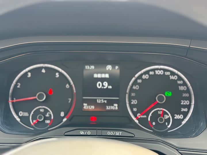 Фото 5 - Volkswagen Polo