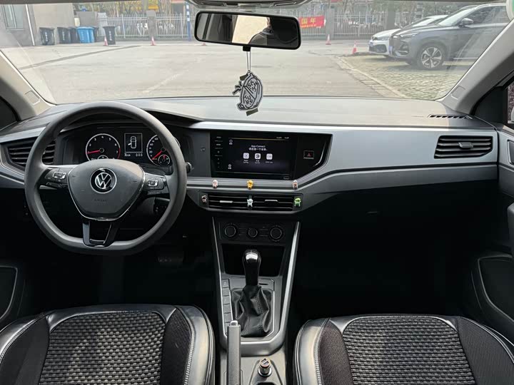 Фото 6 - Volkswagen Polo