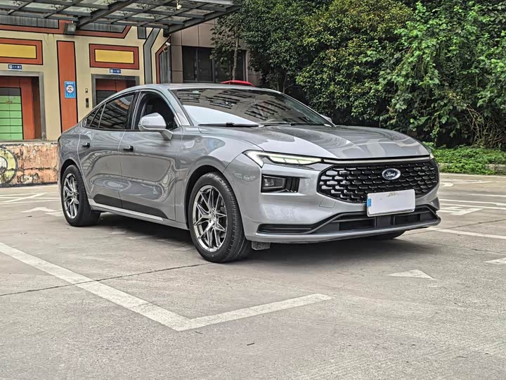 Фото 3 - Ford Mondeo