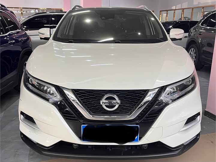 Фото 2 - Nissan Qashqai