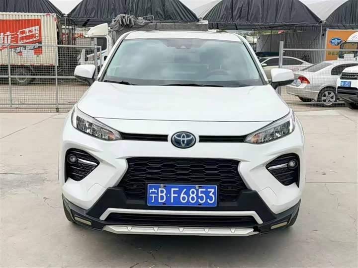 Фото 1 - Toyota Wildlander