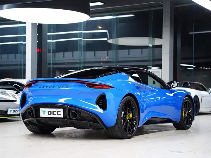 Фото 7 - Lotus Emira