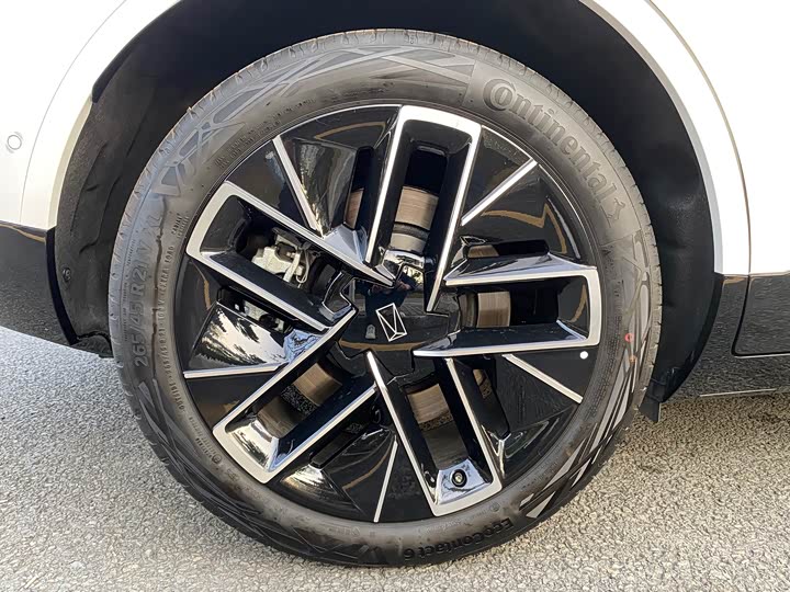 Фото 9 - Avatr 11