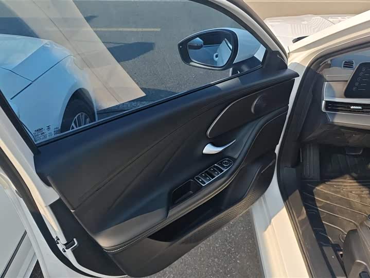 Фото 7 - Chery Fulwin A8