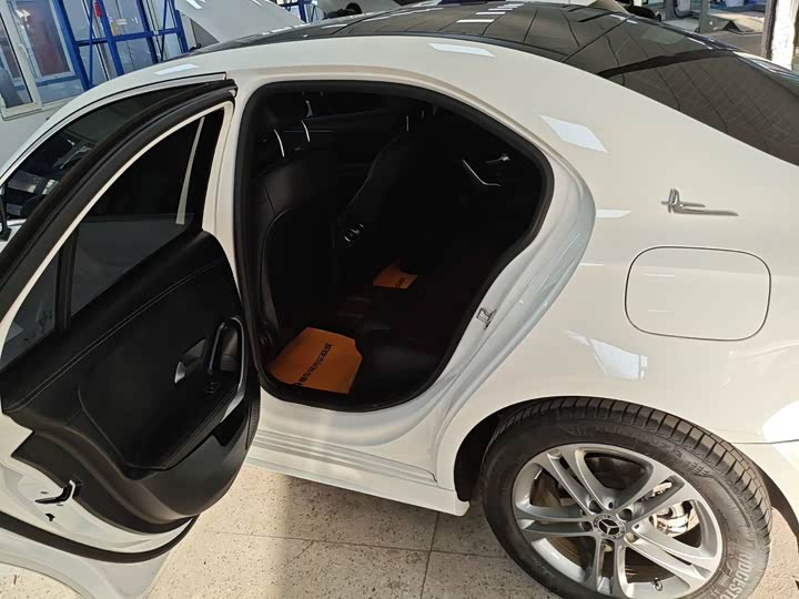 Фото 8 - Mercedes-Benz A-Class