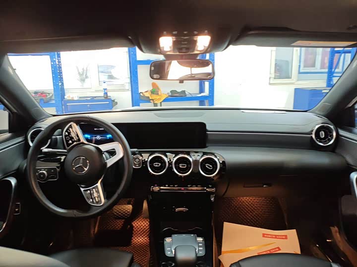 Фото 9 - Mercedes-Benz A-Class