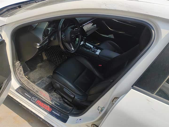 Photo 9 - Mazda 3 (Axela)