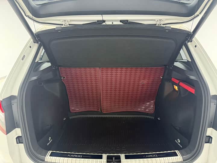Фото 9 - Skoda Karoq
