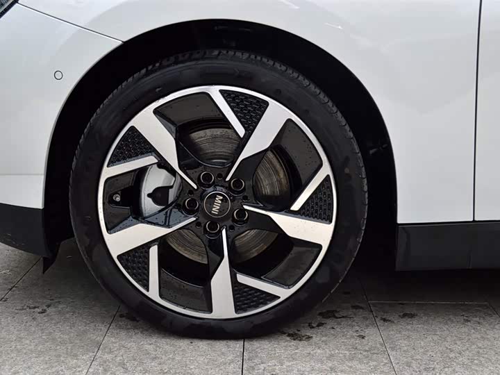 Фото 7 - Mini Cooper