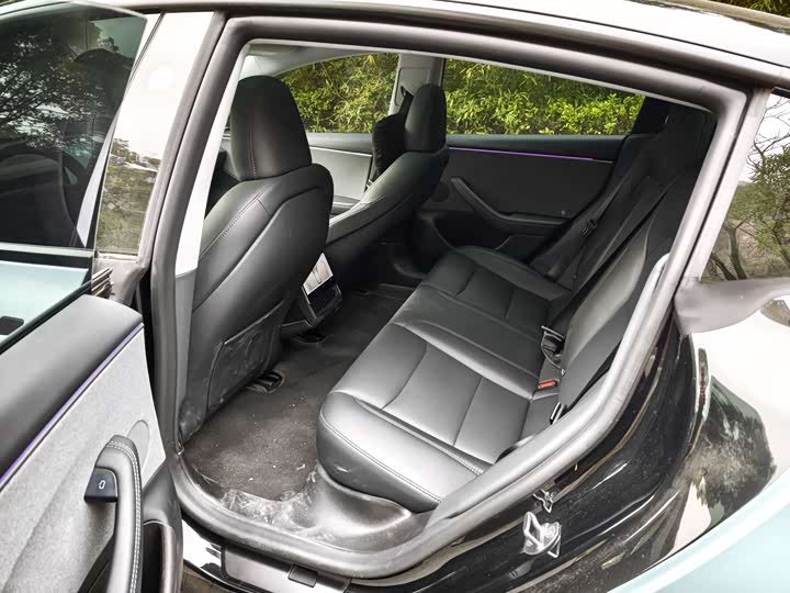 Photo 9 - Tesla Model 3