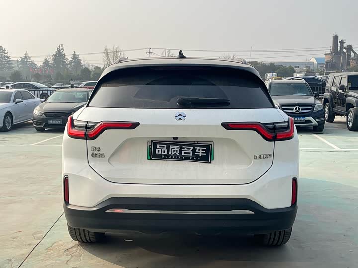 Фото 8 - Nio ES6