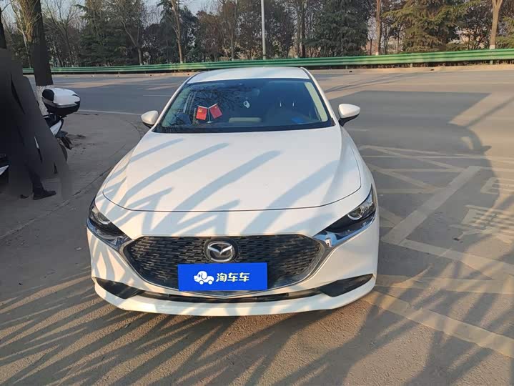 Фото 2 - Mazda 3 (Axela)