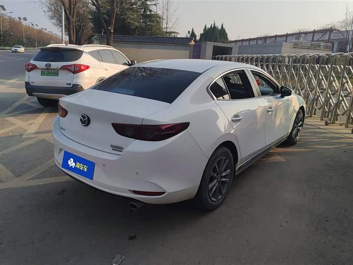 Фото 3 - Mazda 3 (Axela)
