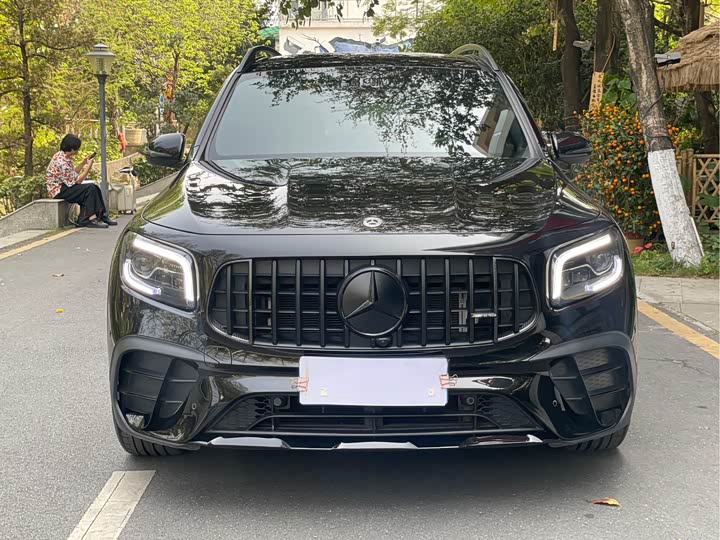 Фото 2 - Mercedes-Benz GLB-Class AMG