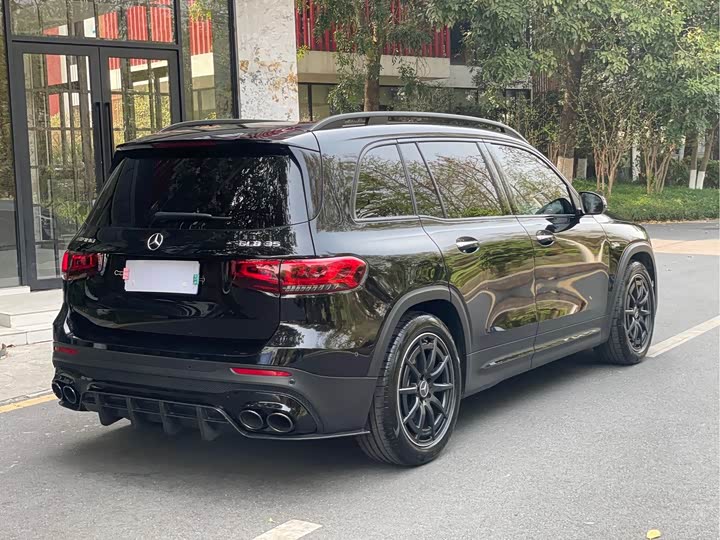 Фото 6 - Mercedes-Benz GLB-Class AMG