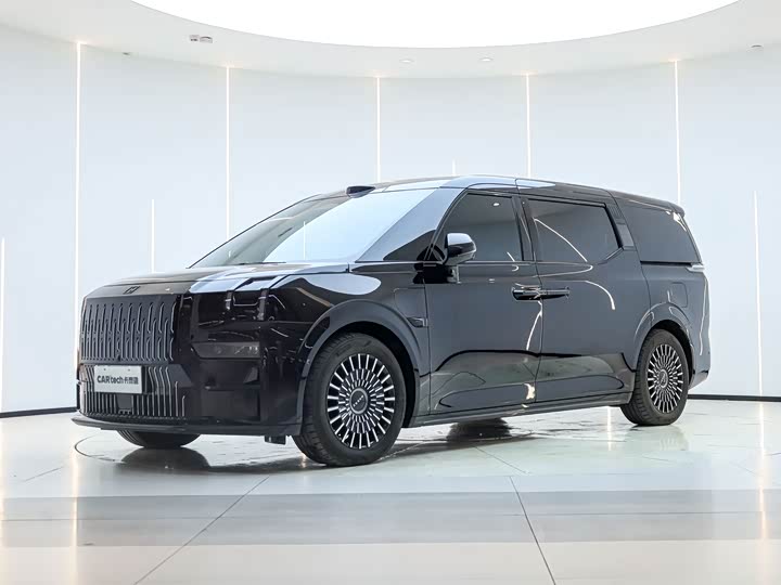 Фото 1 - Zeekr 009