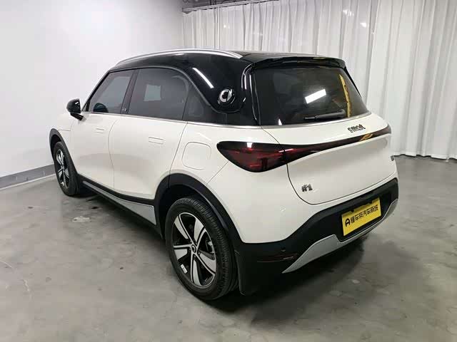 Фото 6 - Smart #1