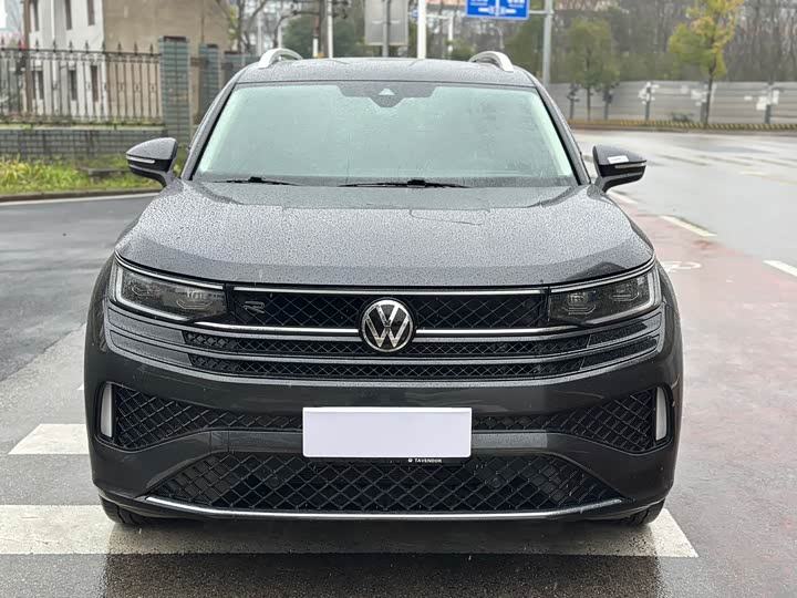 Фото 2 - Volkswagen Tavendor