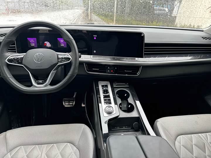 Фото 7 - Volkswagen Tavendor